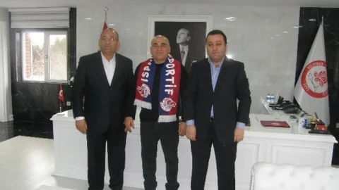 Isparta Sportif'ten Sdü Rektörüne Teşekkür Ziyareti