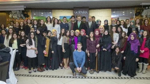 Başkan Usta'dan Başarılı Öğrencilere 3 Müjde