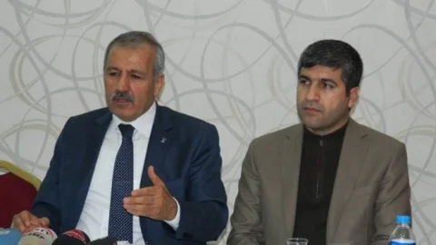 AK Parti Malatya Milletvekili Mustafa Şahin'den Değerlendirme Toplantısı