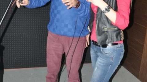 Erkal Dilek Şimşek Farklı Bir SES!