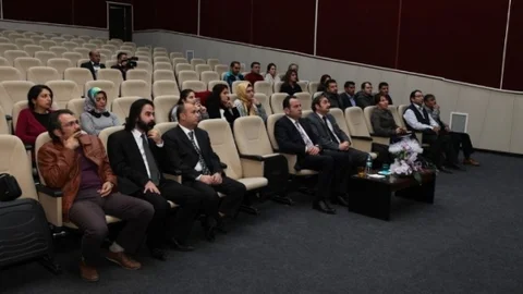 Yabancılar İçin Türkçe Öğretimi Sertifika Programı Başladı