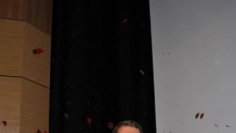 Başkan Köktaş Güllerle Veda Etti