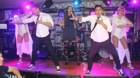 Uludağ'da Demet Akalın Fırtınası