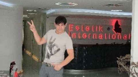 Ünlü Tırnak Tasarımcısı Marco Bonvicini Estetik International'da