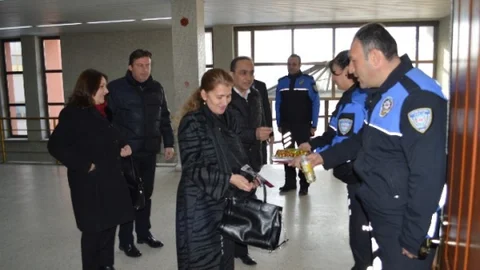 Emniyet Mensubu Aileleri İle Birlikte “Sessiz Çığlık Beni Duyun” Projesinde