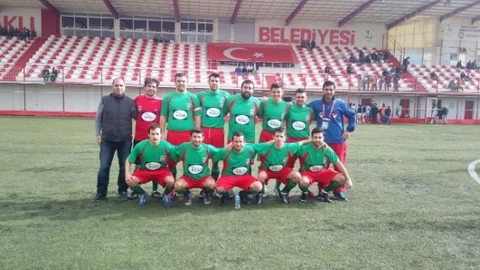 Zorla Kaleye Geçirilen Futbolcu 2 Penaltı Kurtardı