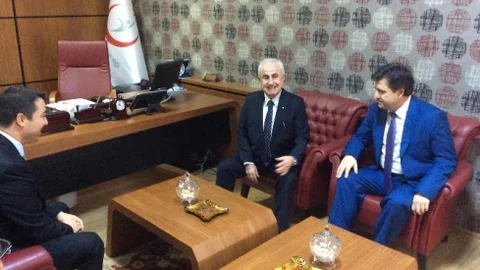 Edirne Valisi Dursun Ali Şahin İl Sağlık Müdürlüğü Ve Kamu Hastaneler Birliğini Ziyaret Etti