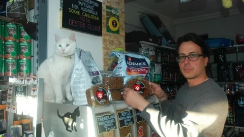 Her Alışverişle Sokağa 'bir Kap Mama'