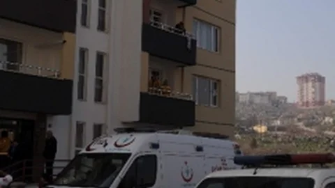 Karacaoğlu Mahallesi'nde İntihar