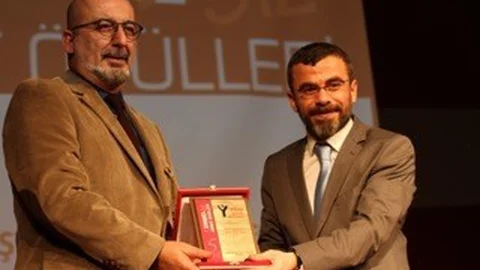 Engel'siz Sanat Ödülü Devlet Tiyatrolarına