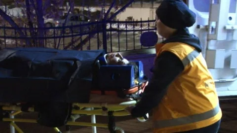 Çarptığı Şahsı Tavanında Götürdü