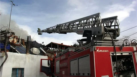 Burdur'da ev yangını 1 ölü