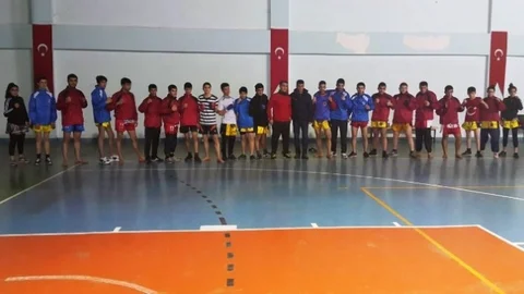 Tatvanlı 30 Sporcu Muaythai Bölge Şampiyonası'na Katılıyor
