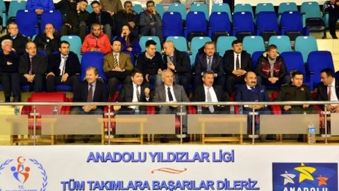 Saraçoğlu 'tekvando Şampiyonası'nı İzledi