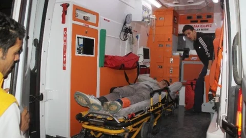 Havaya Fırlatılan Genç Tutulamayınca Beton Zemine DÜştü