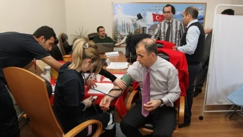 Erzurum İl Sağlık Müdürlüğü Personeli Kan Bağışında Bulundu