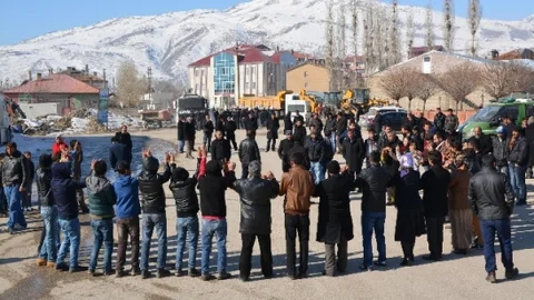Kobani Şenliğinde Gerginlik