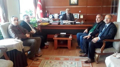Sorgunlu Belediye Başkanları Kaymakam Kılıç'ı Ziyaret Etti