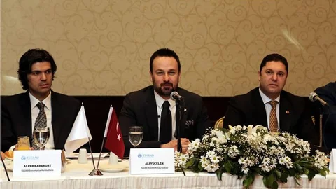 TÜGİAD Başkanı Ali Yücelen