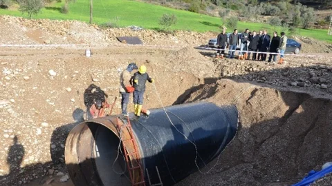 DSİ Bölge Müdürü Özgür İçmesuyu İsale Hattı İnşaatını İnceledi