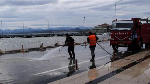 Sinop'ta şiddetli lodos