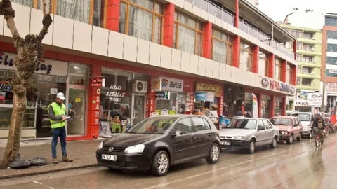 Ereğli'de Ana Arterlerde Ücretli Otopark Dönemi