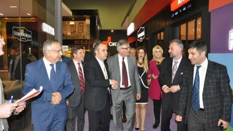 İtso İnegöl Protokolünü İsmob 2015'e Götürdü