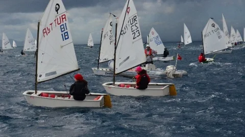 Optimistlerin Mücadelesi Sürüyor