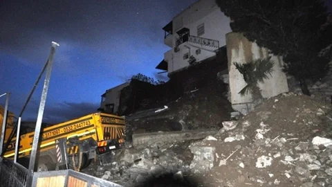 Bodrum'da İstinat Duvarı Çöktü