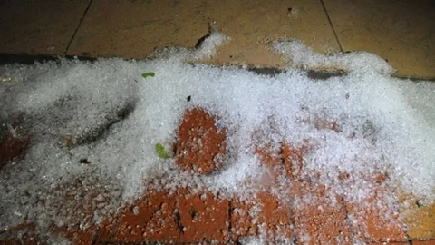 Bodrum'da Dolu Yağışı Hayatı Olumsuz Yönde Etkiledi