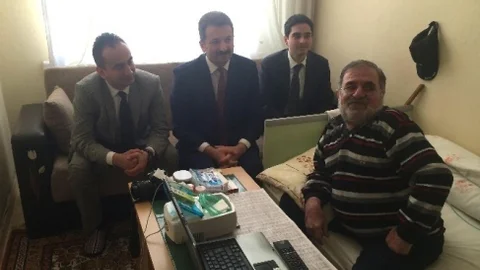 Doç. Dr. Başaralı'dan KOAH Hastasına Ziyaret