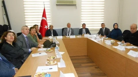 Aydın'da Kurumlar Hastalıklara Karşı Bilgilendirildi