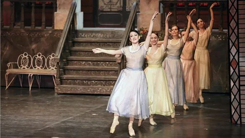 MDOB, ''Çalıkuşu'' balesini Adana'da sahneledi