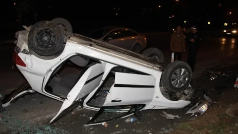 Otomobil Takla Attı 2 Yaralı