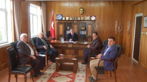 Köylerin Çöplerini Belediyeler Toplayacak