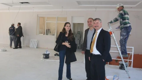 Saruhanlı Belediyesi Alibeyli DÜğün Salonunu Yeniliyor