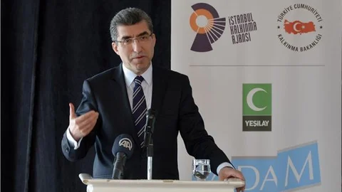 Yeşilay'dan 48 kamu kuruluşuna bağımlılık eğitimi