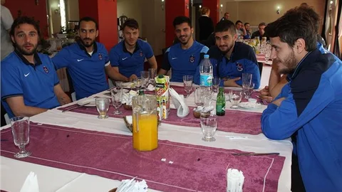 Aytaç Kara, Trabzonspor'un kampına katıldı