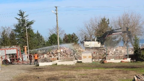 Ordu'da Plajlar İçin Yıkım Başladı