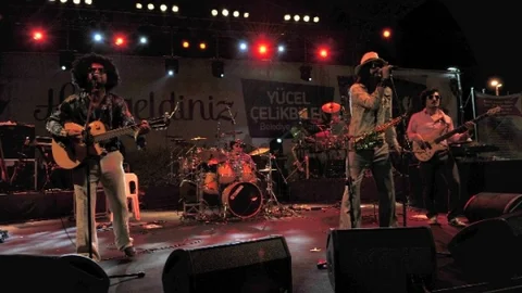 Forum Erzurum Retrobüs İle Zamanda Yolcuğa Çıkarıyor…