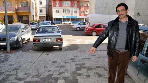 Otomobil hırsızlığı güvenlik kamerasında