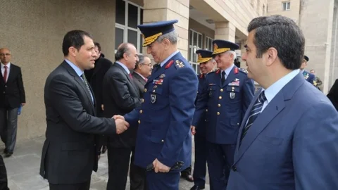 Hava Kuvvetleri Komutanından Vali Düzgün'e Ziyaret