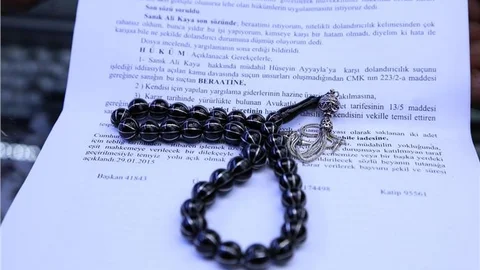 ''Oltu Taşı'' davasından beraat etti