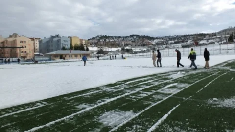 Sentetik Saha Kardan Temizlendi