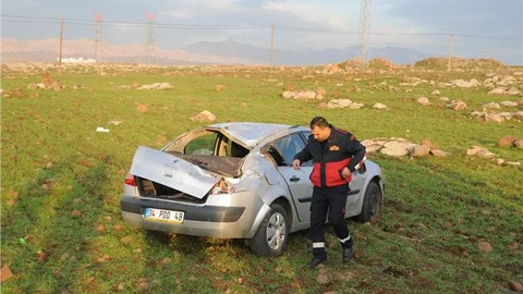 Şırnak'ta otomobil devrildi 4 yaralı