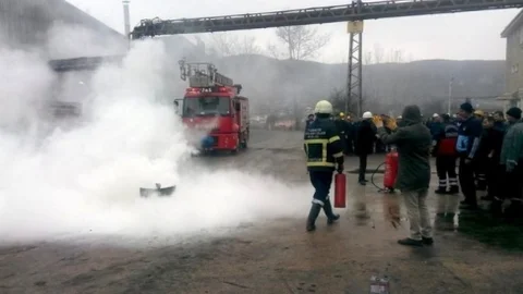 Yangın Tatbikat Eğitimi Gerçeği Aratmadı