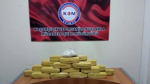 Erzurum'da 12 Kilo 633 Gram Eroin Ele Geçirildi