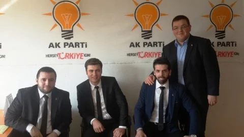 Gömeç'te Ak Gençlik'in Yeni Başkanı Topkaya Oldu