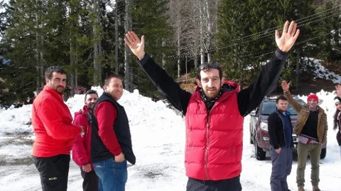 Ayder Yaylası'nda Taşıma Kar İle Kardan Adam Şenliği