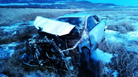 Adilcevaz'da Otomobil Takla Attı 2 Yaralı